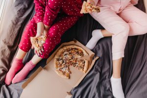 The Best and Worst Foods to Eat Before Bed